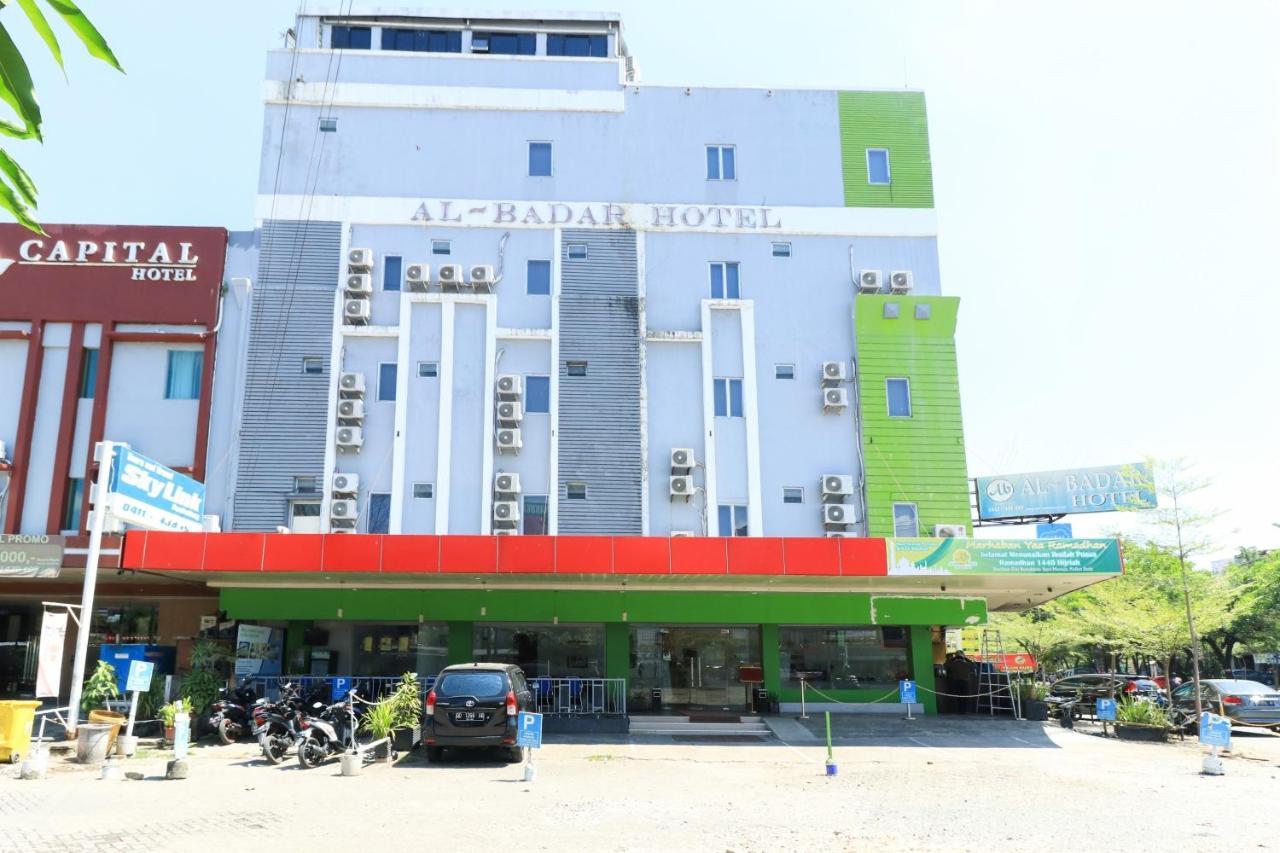 Al-Badar Hotel Syariah Makassar Exterior photo